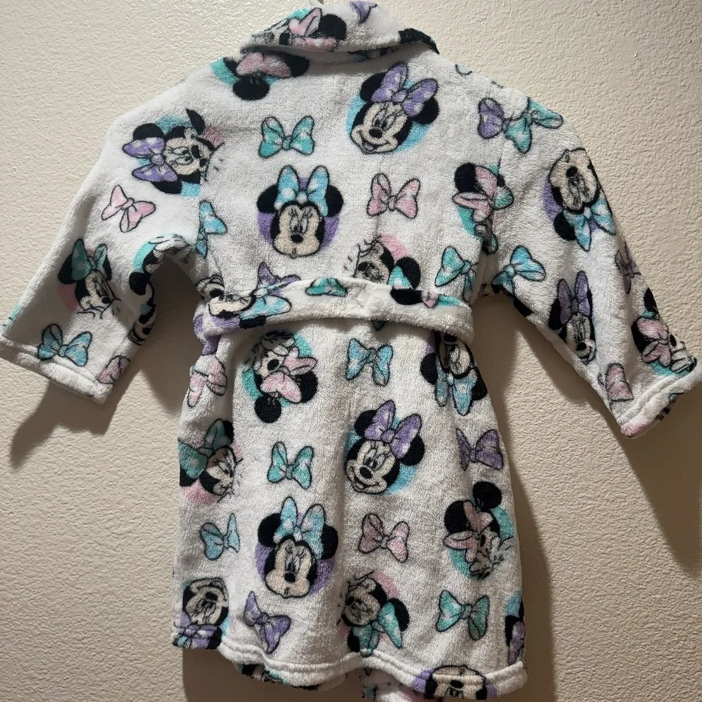 Disney White Minnie Mouse Fleece Robe with Pastel Bows - Picture 4 of 10